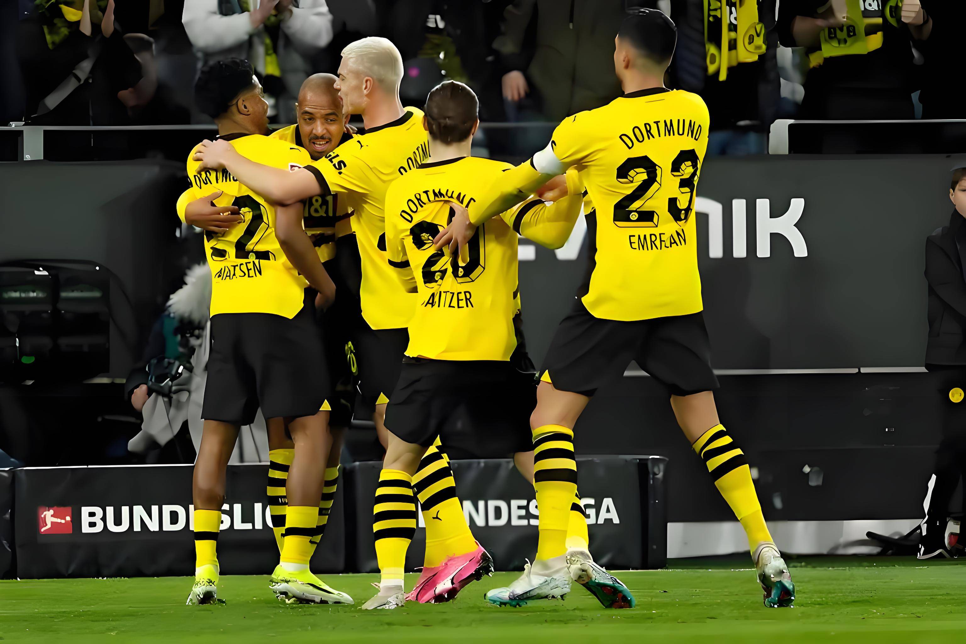 包含多特蒙德客场大胜，重上积分榜前列的词条