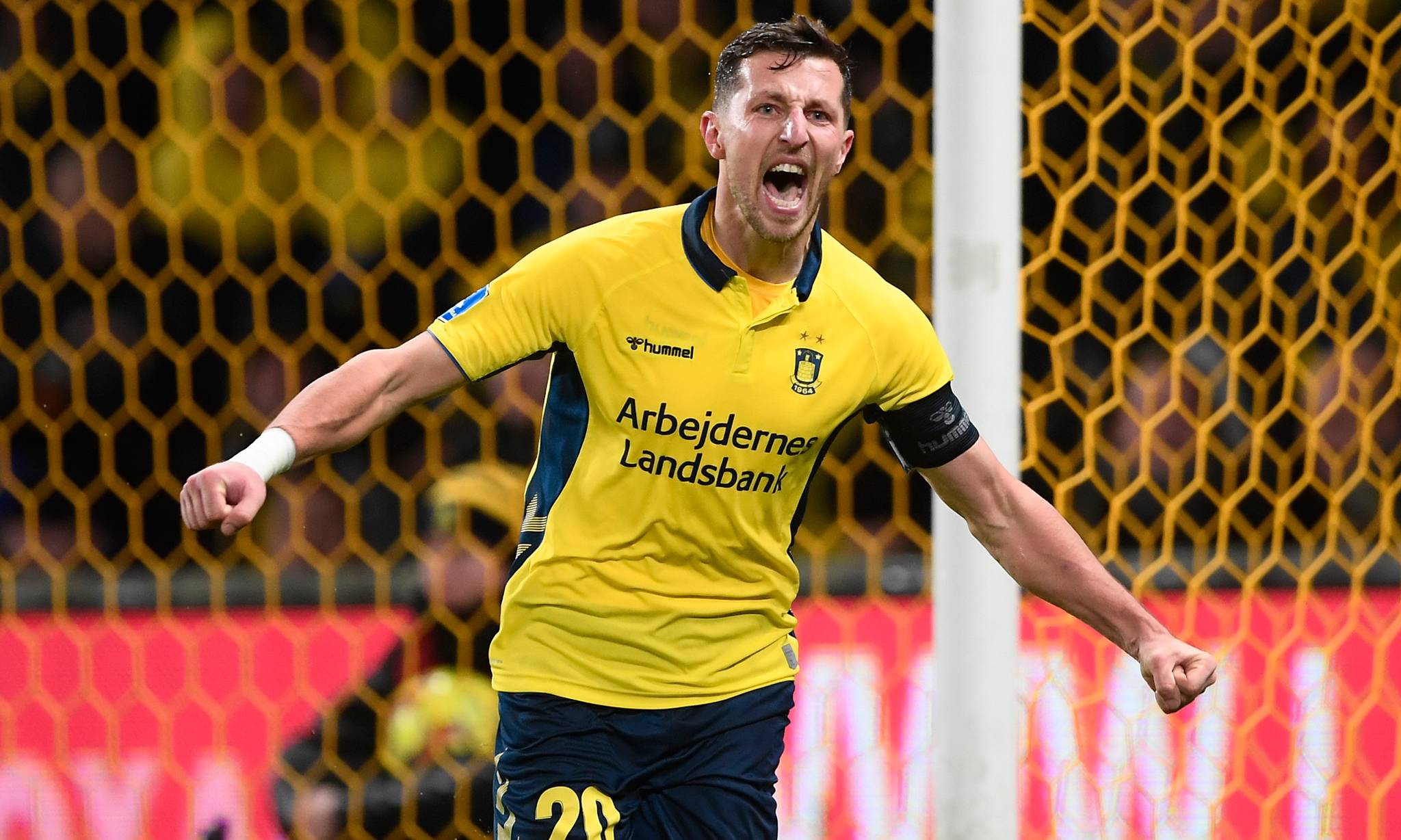 关于北欧之争:丹麦队大胜瑞典队,晋级四强的信息 关于北欧之争:丹麦队大胜瑞典队,晋级四强的信息