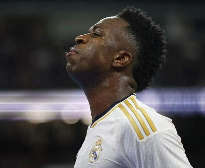 皇家马德里客场被逼平,球队排名下滑的简单介绍 皇家马德里客场被逼平,球队排名下滑的简单介绍