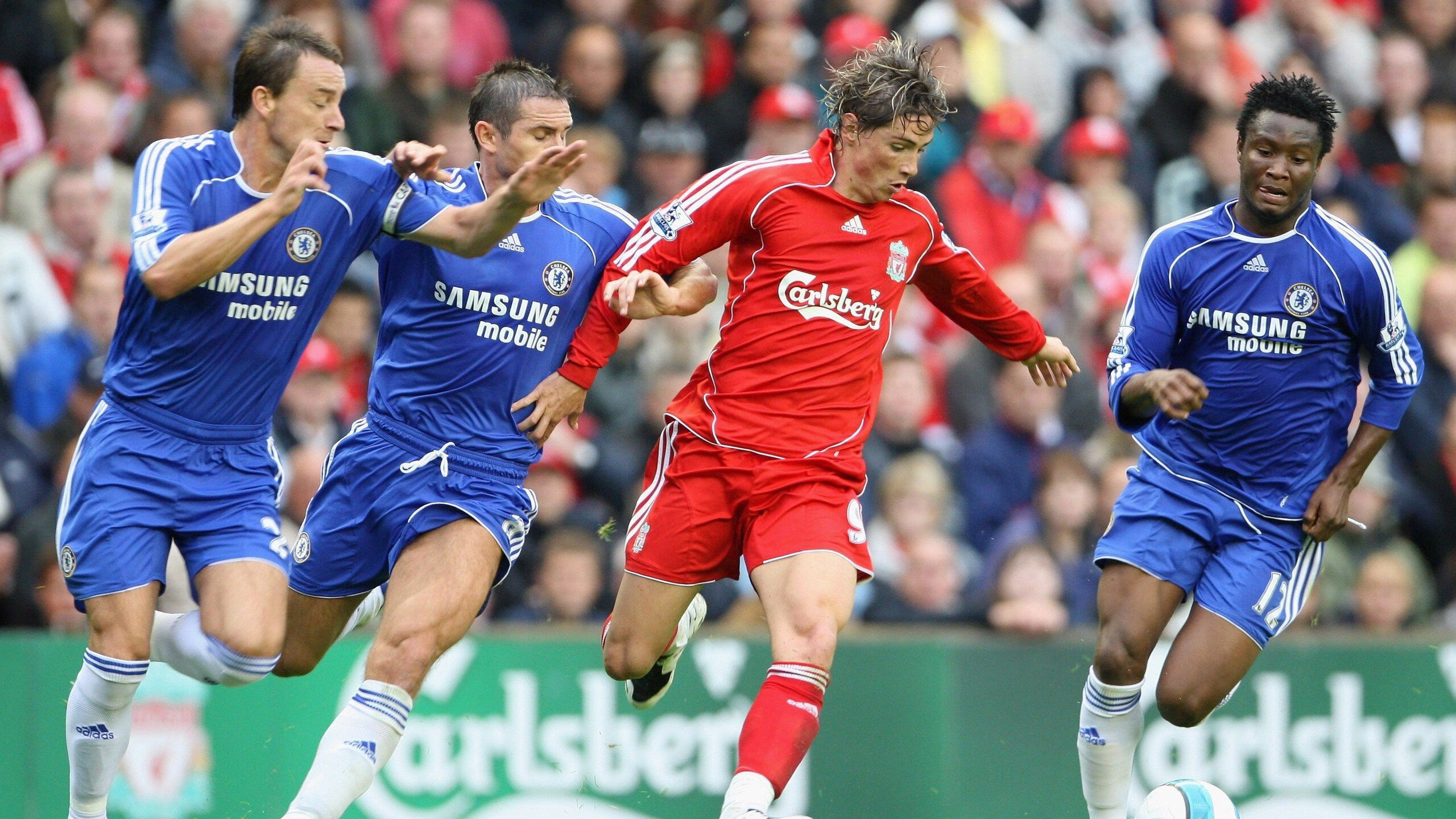 冰与火的博弈，巴斯托尼一锤定音，爱尔兰封锁丹麦书写绿茵传奇