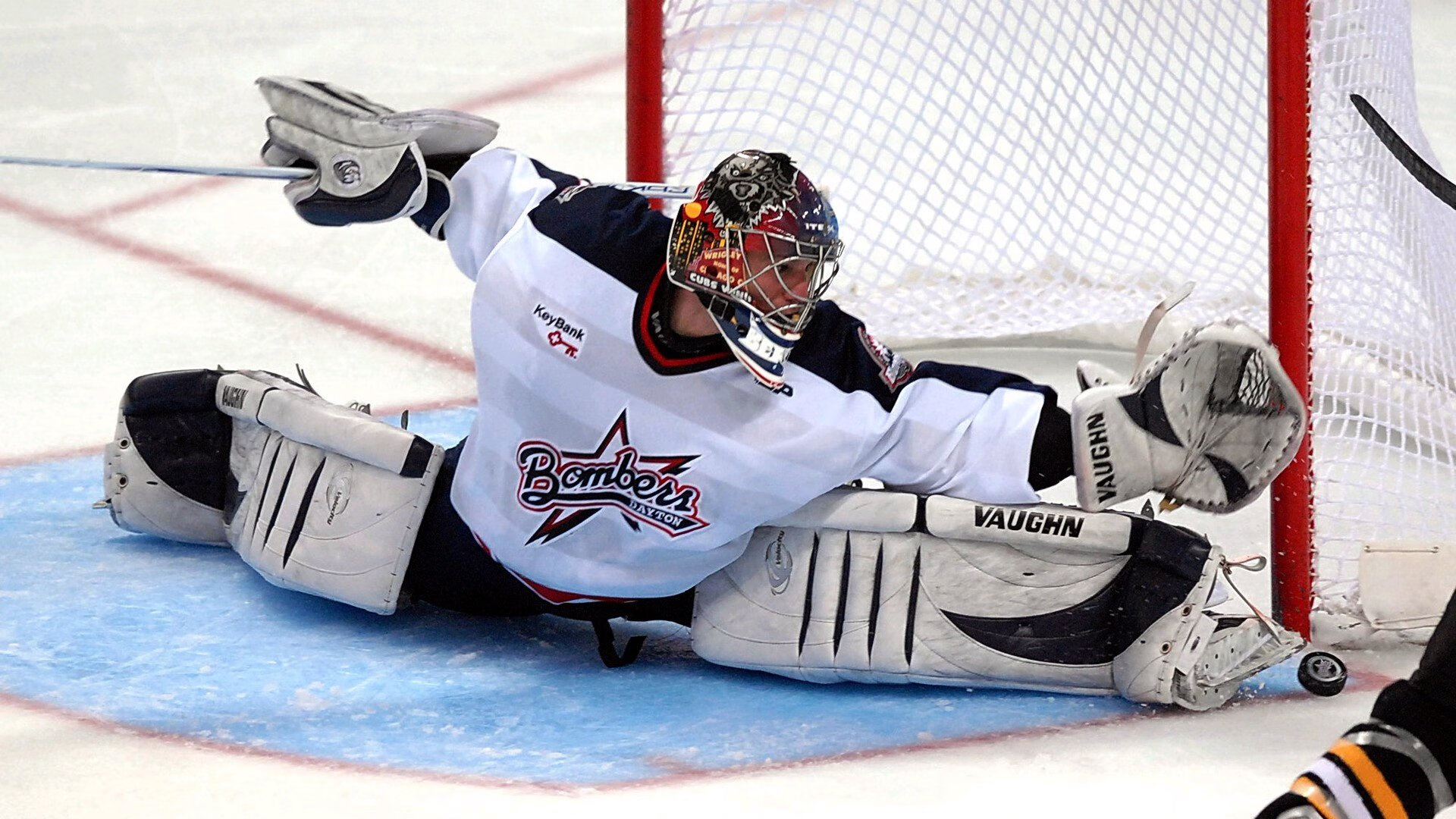 北欧风暴席卷南美，奥亚尔萨瓦尔破纪录助瑞典轻取哥伦比亚