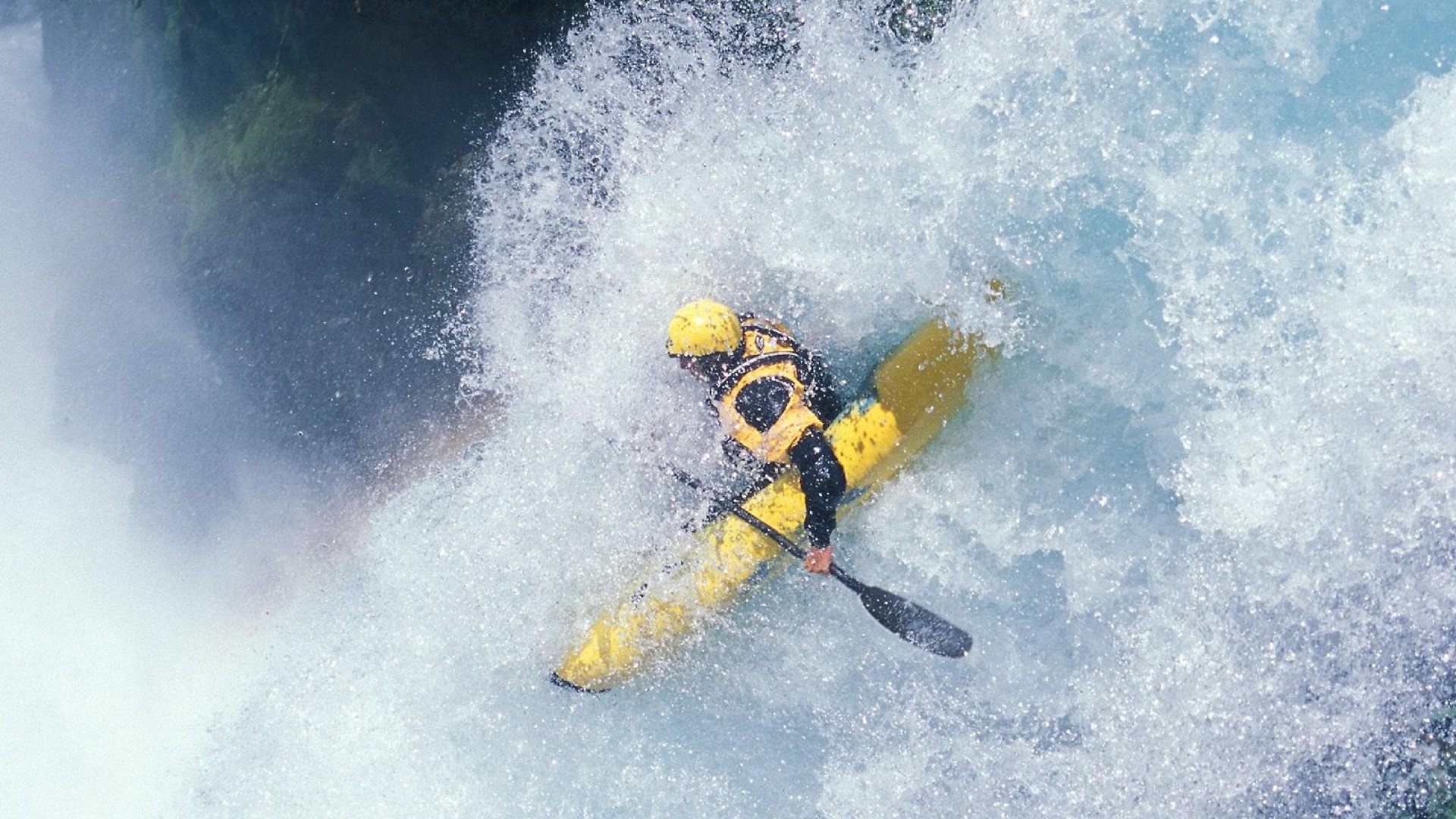 乔治的午夜独白，在欢呼与嘘声的裂缝中，他独自碾碎了整个赛季的悬念